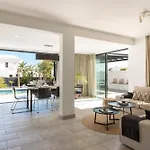 Villa Maria *